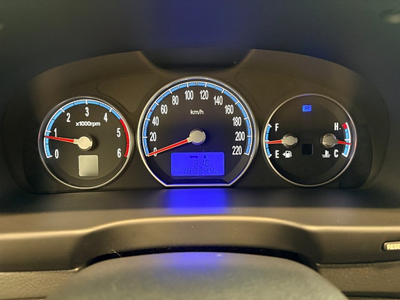 Hyundai Santa Fe 23 of 30