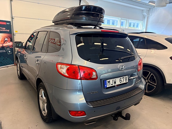 Hyundai Santa Fe 13 of 30