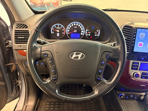 Hyundai Santa Fe 21 of 30
