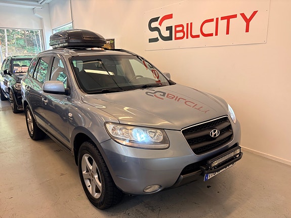 Hyundai Santa Fe 16 of 30