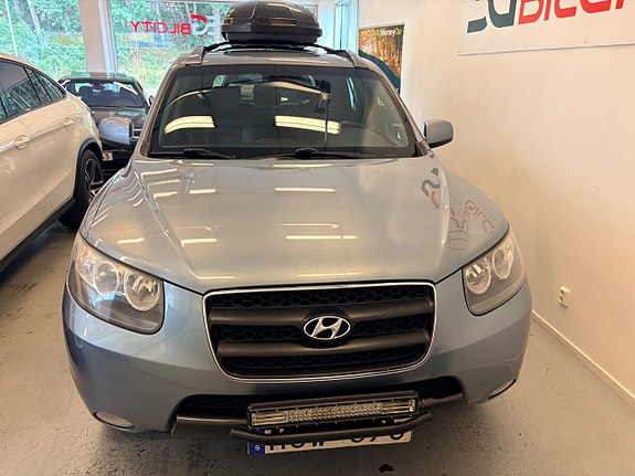 Hyundai Santa Fe 2 of 30