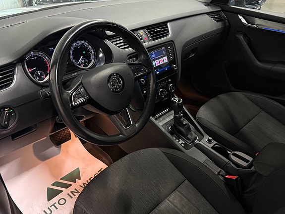Skoda Octavia 6 of 17