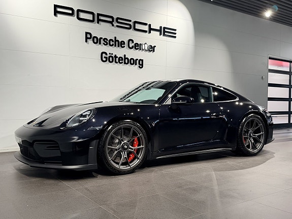 Porsche 911 GT3 8 of 30