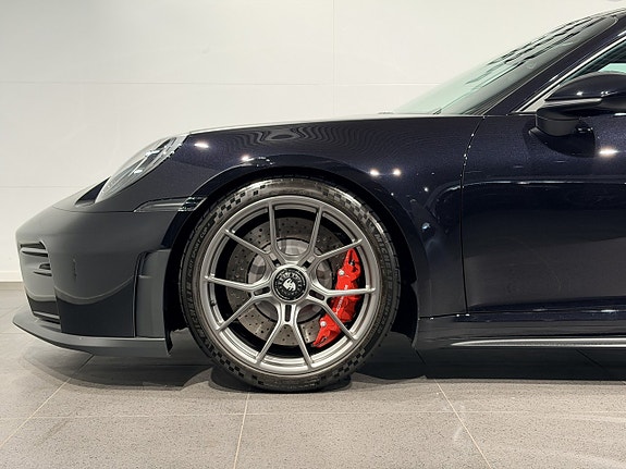 Porsche 911 GT3 9 of 30
