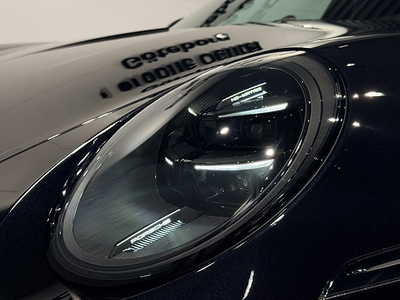 Porsche 911 GT3 11 of 30