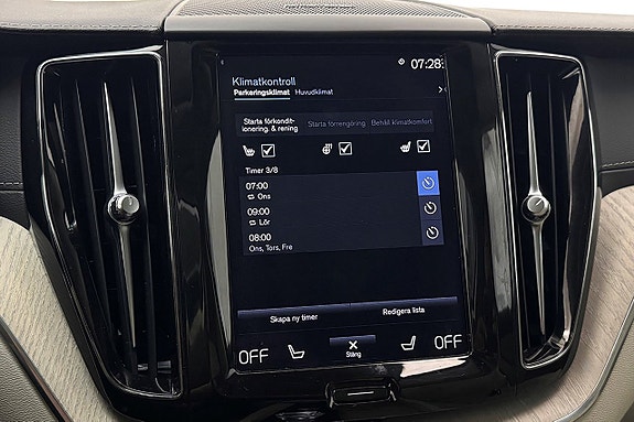 Volvo XC60 30 of 30