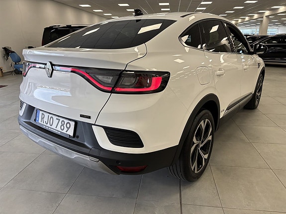Renault Arkana 3 of 10