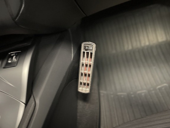 Toyota Avensis 17 of 18