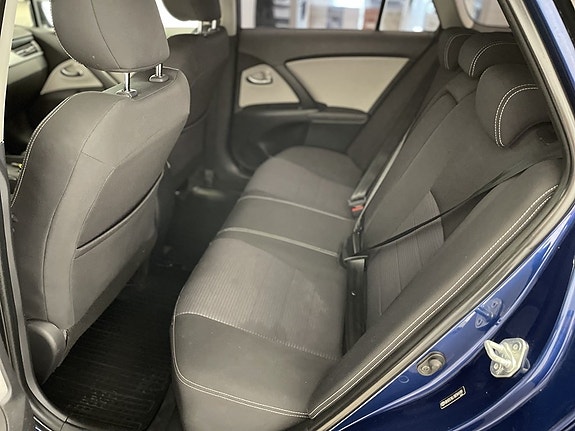 Toyota Avensis 11 of 18