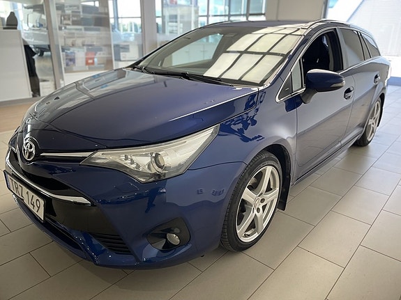 Toyota Avensis 9 of 18
