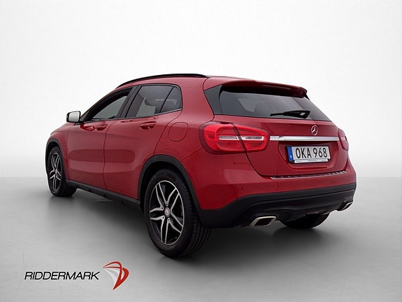 Mercedes-Benz GLA200 5 of 30