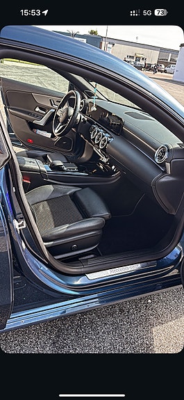 Mercedes-Benz CLA200 d 4 of 7
