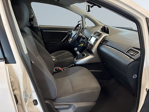 Toyota Verso 10 of 19