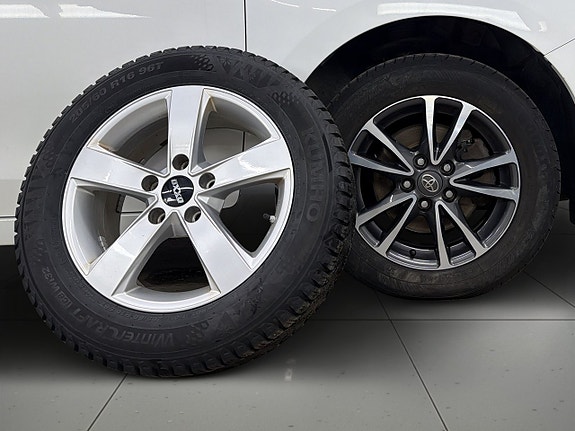 Toyota Verso 14 of 19