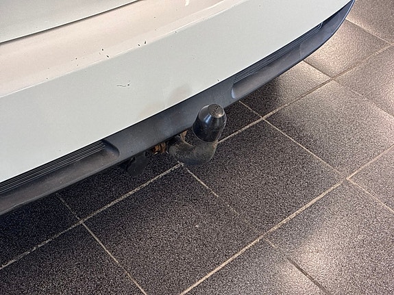 Toyota Verso 17 of 19