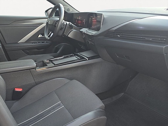 Opel Astra 12 of 17