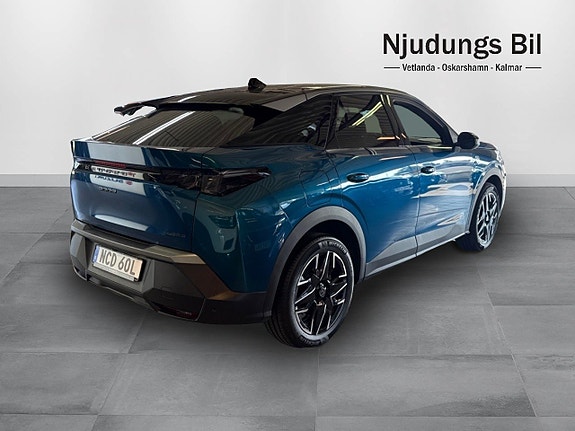 Peugeot 3008 4 of 11