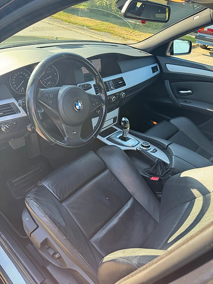BMW 530Xi 9 of 10