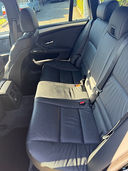 BMW 530Xi 10 of 10