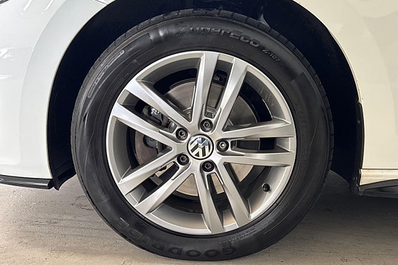 Volkswagen Touran 11 of 20