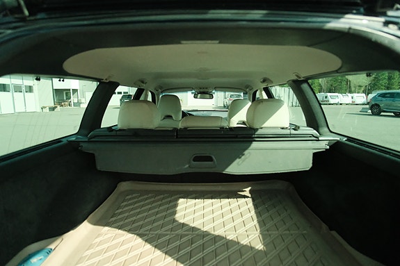 Volvo V70 7 of 8