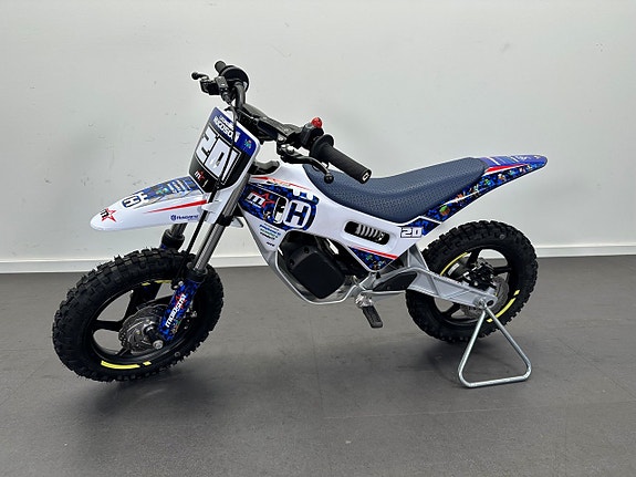 Husqvarna EE-2 Perfekt nybörjar cross på el. 36mån Räntefritt 3 of 8