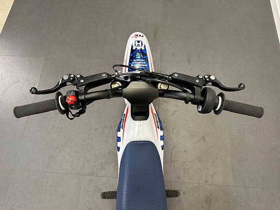 Husqvarna EE-2 Perfekt nybörjar cross på el. 36mån Räntefritt 6 of 8