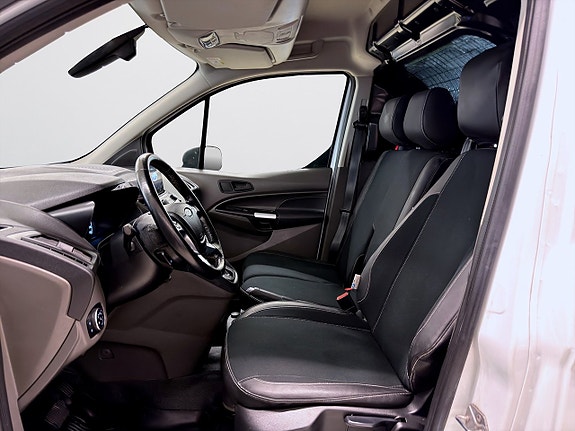 Ford Transit Connect 13 of 16