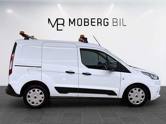 Ford Transit Connect 4 of 16