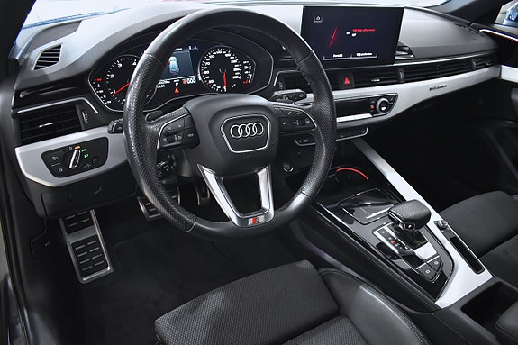 Audi A4 8 of 23