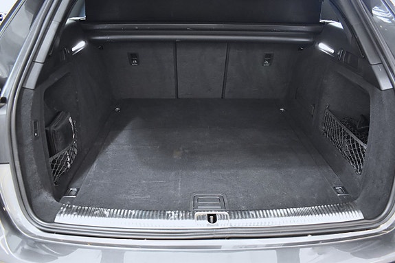 Audi A4 5 of 23