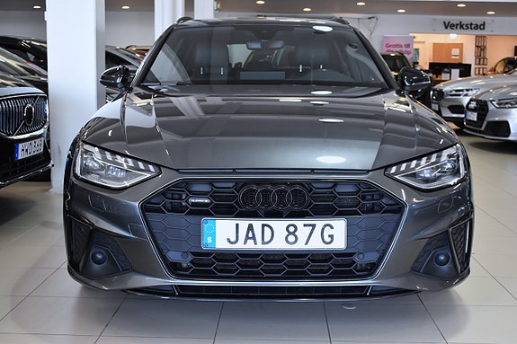 Audi A4 2 of 23