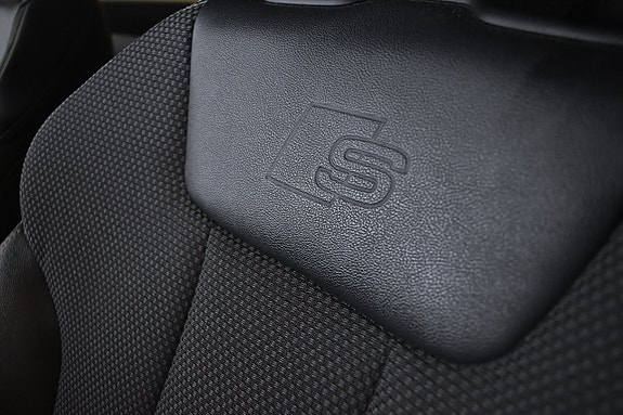 Audi A4 12 of 23