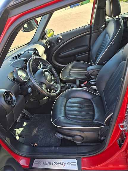 MINI Countryman Cooper SD 9 of 14