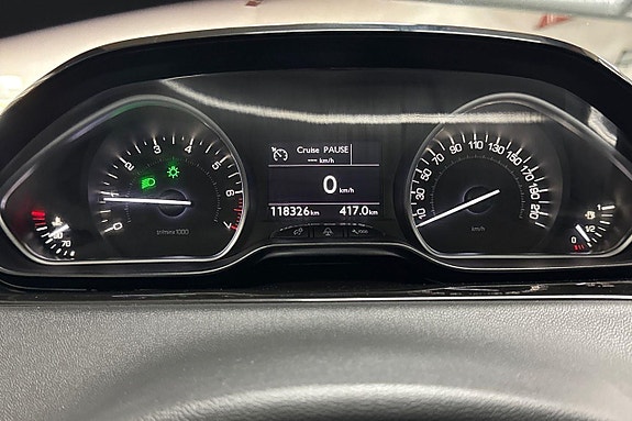 Peugeot 208 16 of 19