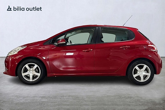 Peugeot 208 9 of 19