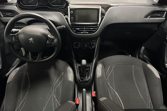 Peugeot 208 11 of 19