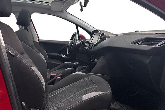 Peugeot 208 14 of 19