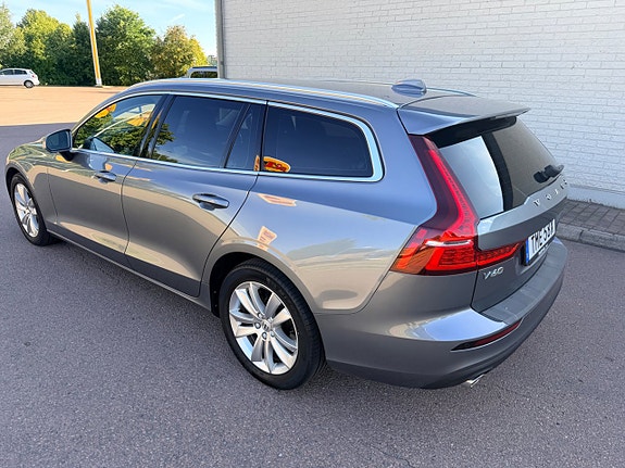 Volvo V60 3 of 28