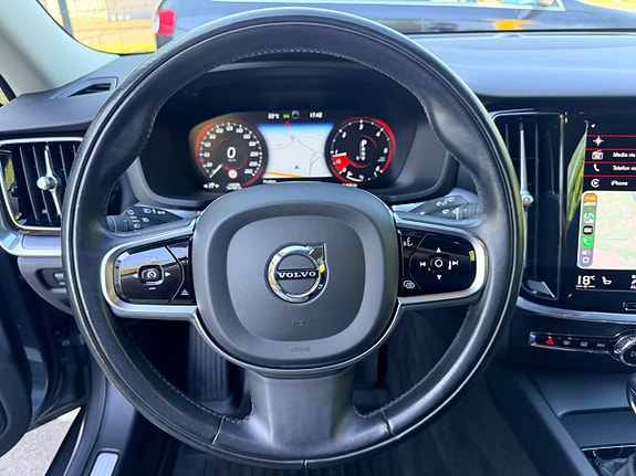 Volvo V60 16 of 28