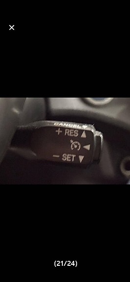 Toyota Yaris 12 of 19