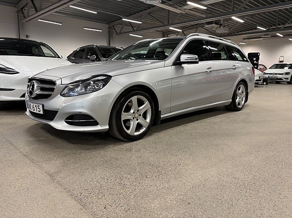 Mercedes-Benz E220