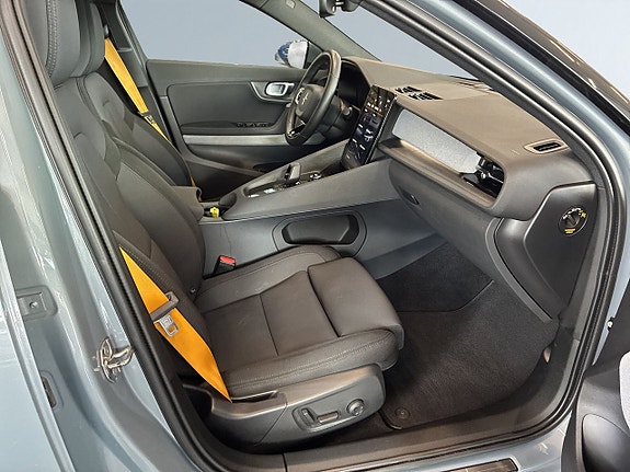 Polestar 2 10 of 23