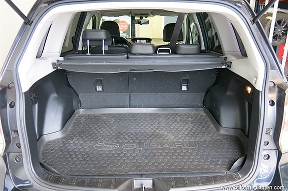 Subaru Forester 10 of 19