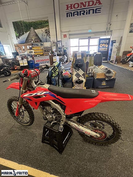 Honda CRF 450 R 2 of 4