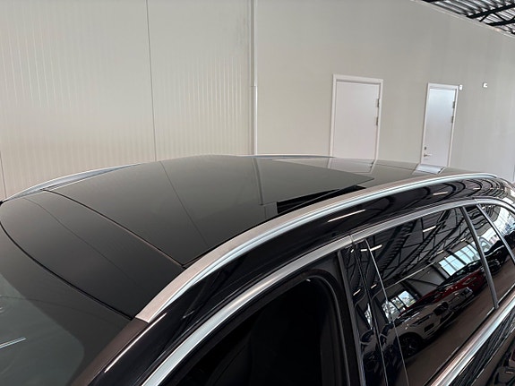 Mercedes-Benz C300 e 7 of 25