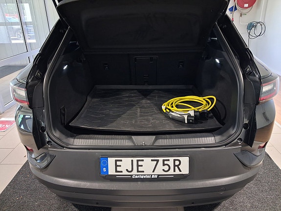 Volkswagen ID.4 6 of 6