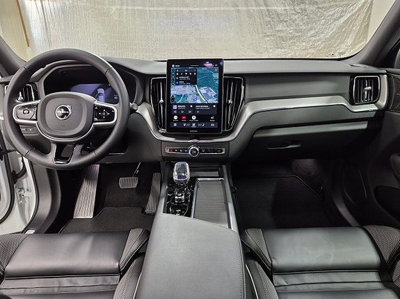 Volvo XC60 6 of 10
