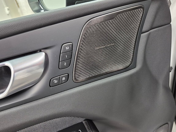 Volvo XC60 10 of 10