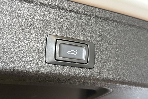 Audi A4 allroad 11 of 15